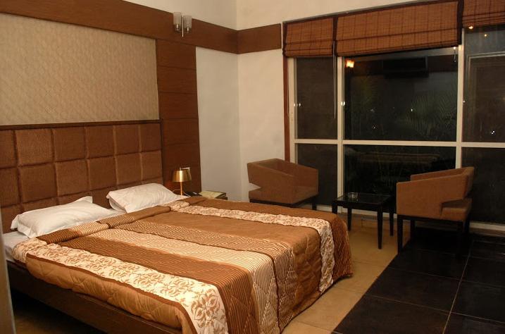 Wonderland Resort Silvassa Kamer foto