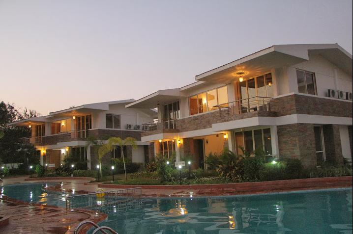 Wonderland Resort Silvassa Buitenkant foto