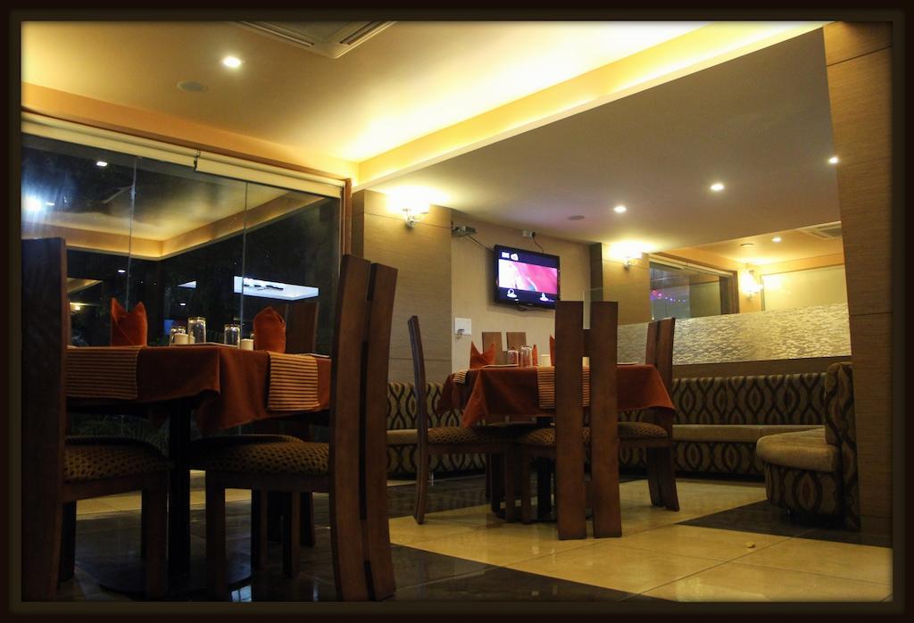 Wonderland Resort Silvassa Buitenkant foto